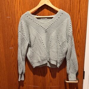 moon & madison Light Gray V-Neck Sweater